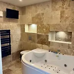 Jaccuzzi F2 Pres Du Canal