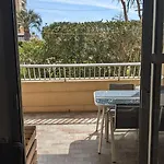 Port De Hyeres 4 Personnes Avec Terrasse