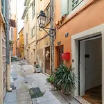Le Bougainvillier Menton Vieille Ville
