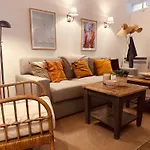 B005-Charmant Appartement Au Coeur Du Suquet