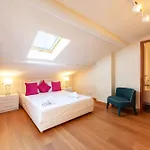 Exquisite 2-Br Apartment 3 Minutes From La Croisette