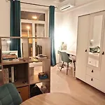 Appartement Climatise Pres Centre
