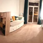 Appartement Climatise Pres Centre