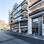 Queen Riviera : Climatisation, Parking, Terrasse