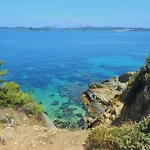 Superbe T2 4 Etoiles Climatise Faviere Refait A Neuf