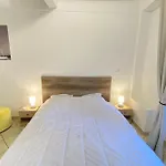 06Bj2 Beautiful Apartment In The Heart Of Old Antibes