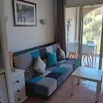 Appartement T2 Avec Piscine A 100 M De La Plage