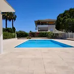 A13 - 1 Bdr Garden Floor Fontonne - Ac, Pool & Parking