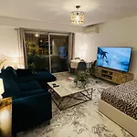 John Homestay Room In Nice