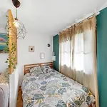 Jolie Maisonnette Paisible