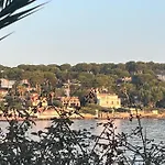 L Arche Du Cap
