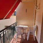 Large, Bright And Quiet Holiday Flat With Stunning Panoramic Sea Views