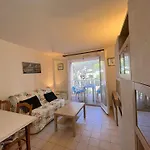 Studio Cabine Avec Piscine, Tennis Et Parking A 400M De La Plage - 4 Couchages, Saint-Aygulf - Fr-1-226A-89