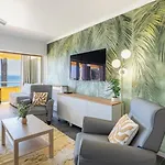 Beach Front Studio - Western Cannes