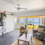 Beach Front Studio - Western Cannes