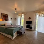 Magnifique 3 Chambres- Terrasse- Piscine- Parking