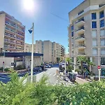 Henri Camille Real Estate - Canada - Cosy 1 Bedroom Appt - 5 Min Croisette