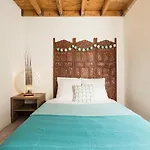 Villa Laetitia - Appt De Charme Avec Parking - Nice Nord