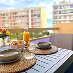Charming 2-Rooms Apartment - Walk To Beach, Near Monaco & Menton