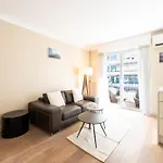 Cannes 1-Br Apartment Quiet Balcony