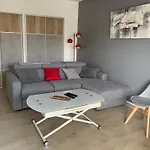 Agreable 2 Pieces A 150 M De La Mer