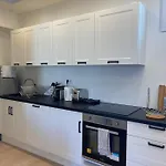 Appartement A 2 Pas De La Mer Et Parking Prive