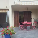 Agay Le Pti Bonheur 60M2 Rez De Jardin, En Bord De Mer