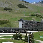 Appartement 6 Pers Avec Balcon Expose Sud, Au Pied Des Pistes Des Menuires, Quartier Croisette - Fr-1-452-210