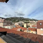 Duplex A La Frontiere De Monaco