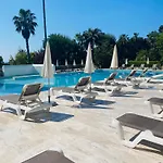 Charmant Studio Avec Piscine A La Mirandole