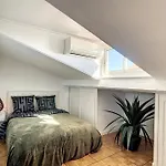 Bourgeois 3-Room Apartment In The Heart Of Cannes - 10 Mi From The Palace