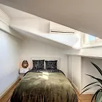 Bourgeois 3-Room Apartment In The Heart Of Cannes - 10 Mi From The Palace