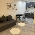 La Ciotat Chez Hugo Confortable Studio Clim, Wifi, Parking, Centre Ville, Commerces, Port, Plages A Pieds