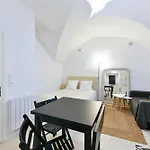 L'Esperance Studio Joli Petit Situe Dans Le Suquet, Proche Des Commerces, Palais Et Plages