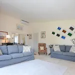 4 Bedroom Amazing Home In Frejus