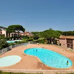 Beautiful Apartment In Sainte-Maxime With Kitchen