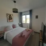Petit Paradis Hyper Centre Sanary 3 Chambres Parking Clims Wifi Terrasse