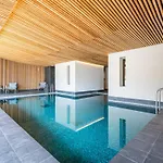 New Apartments By The Slopes In L'Alpe D'Huez