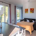 Nice Holiday Home Near Lake In Les Landes
