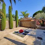 Magnifica Villa