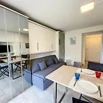 Superbe Studio, Piscine 330L Giov