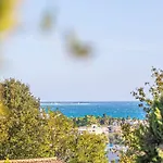 Havre De Paix A Villeneuve Loubet