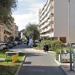 Studio Centre Ville Entierement Renove Au Calme