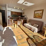 Appartement 2 Pieces Avec Piscine Et Garage A Sainte-Maxime - Fr-1-780-71
