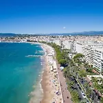 Riviera Beach, Design Apartement Near Croisette