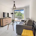 A Deux Pas Des Plages Du Midi - 293L Reyve