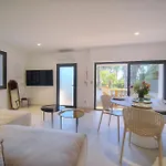 A2B241 T3 Rez-De-Jardin Proche Plages