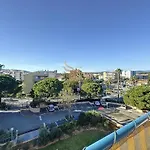 Appart 4 Pers - L'Echapee D'Ipanema, Classe 2 Etoiles - Terrasse, Garage, Piscine, 750 M Plage - Capitalchic Services Frejus