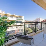 Bright One Bedroom Apt With Parking And Terrace