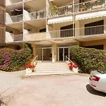 Promenade Beautiful Sea View Bright & Spacious! Bravostaysriveria